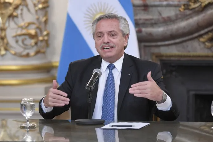 Alberto Fernández pidió “institucionalizar” a los trabajadores de la economía popular